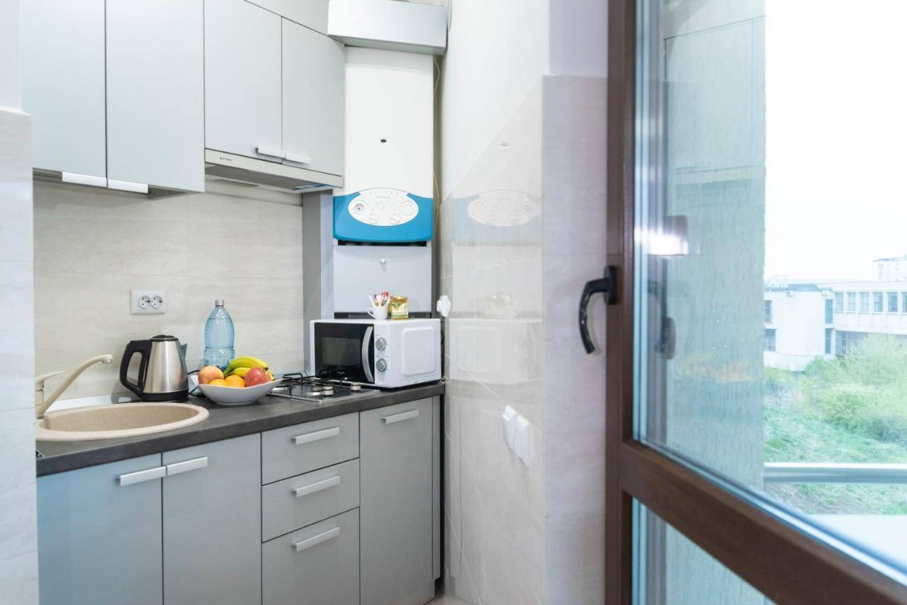 Axis Apartments Yaş Dış mekan fotoğraf